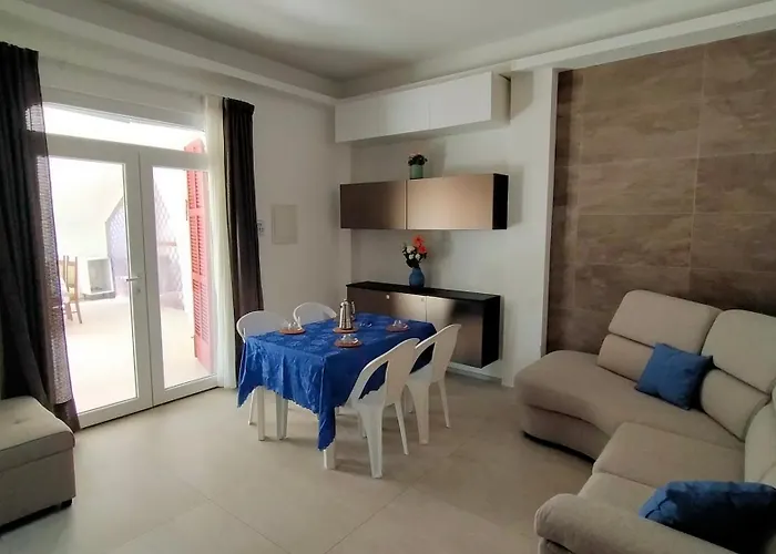 Appartement Trilocale Cod 483 *